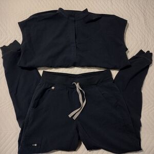 Black Sweatshirt and Sweatpants Set